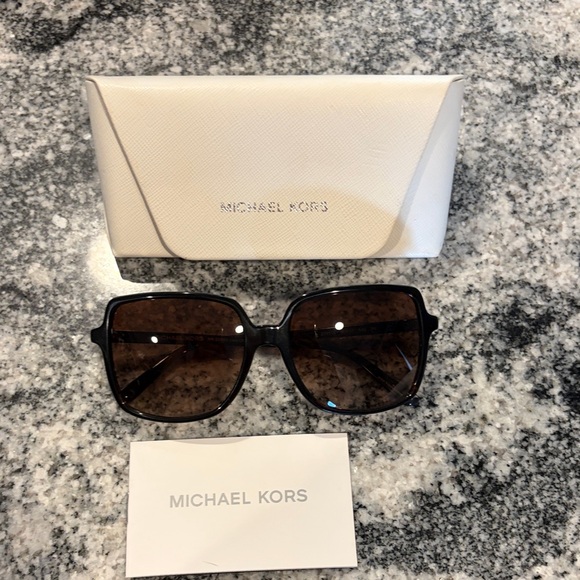 Michael Kors Accessories - Michael Kors MK2059 Kate Sunglasses Brown Gradient Lenses Women’s Case Authentic